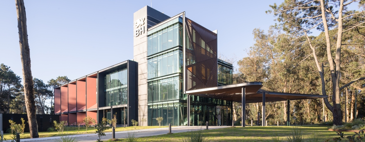 Clínica Punta del Este: nuevas especialidades y horarios